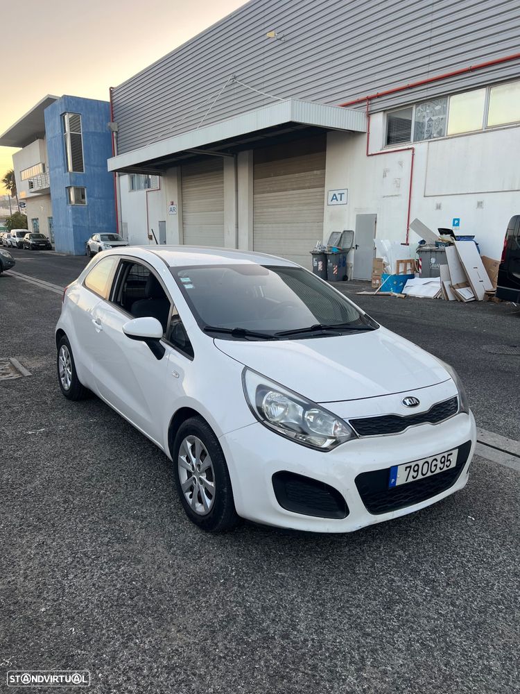 Kia Rio 1.1 CRDi EX - 2