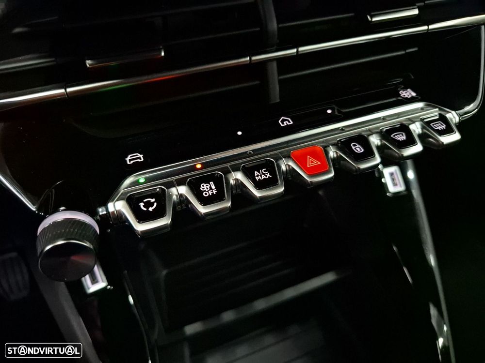 Peugeot 2008 1.2 PureTech Active - 19