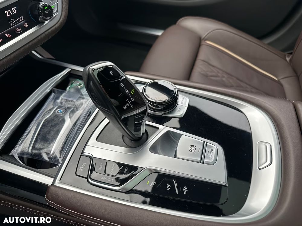 BMW Seria 7 750i xDrive - 22