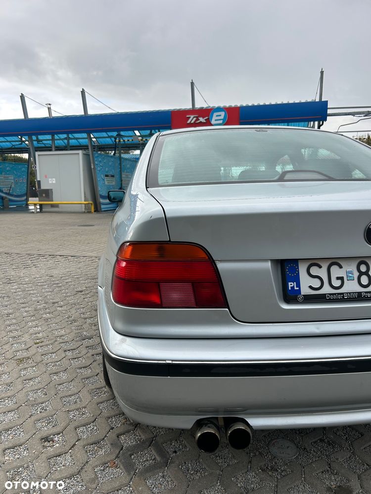 BMW Seria 5 523i - 9