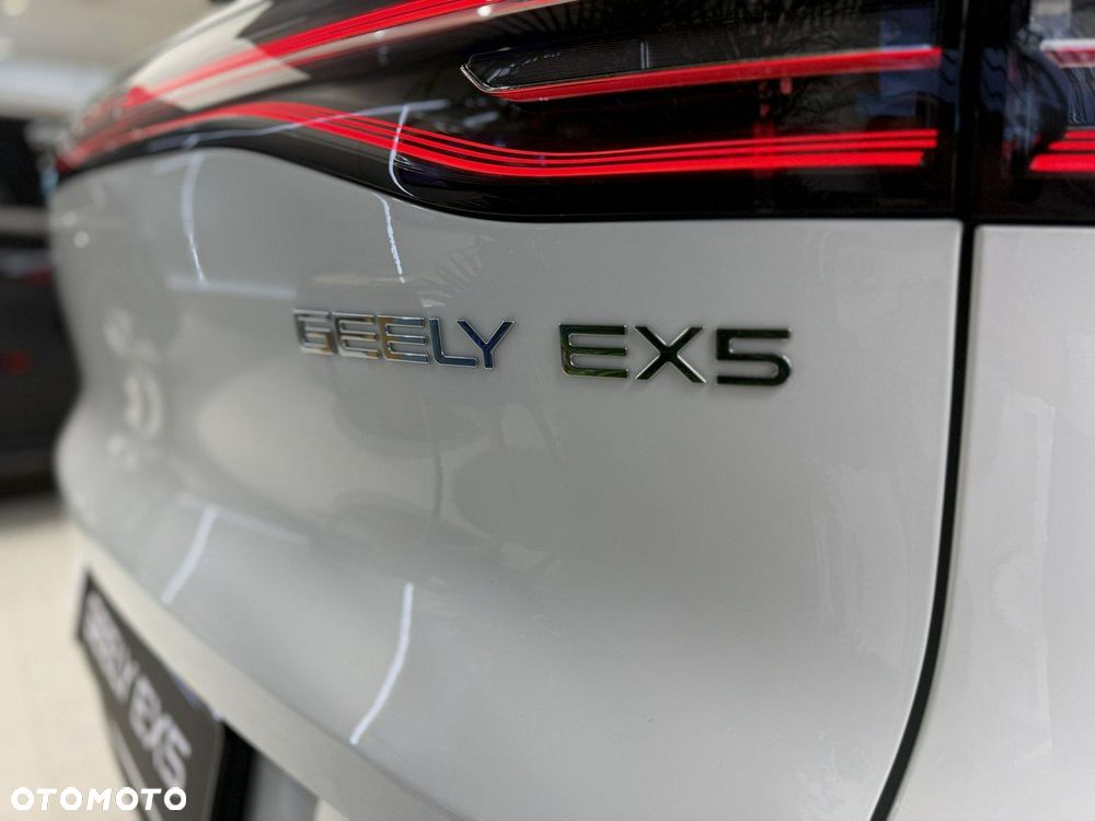 Geely EX5 - 9