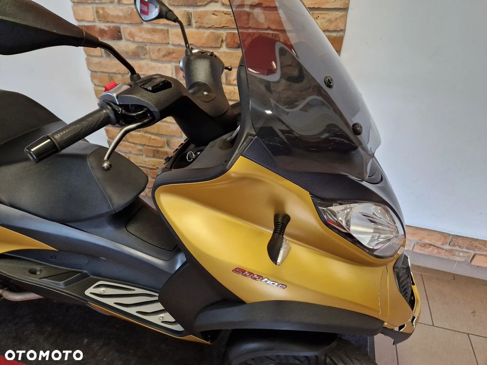 Piaggio MP-3 - 14