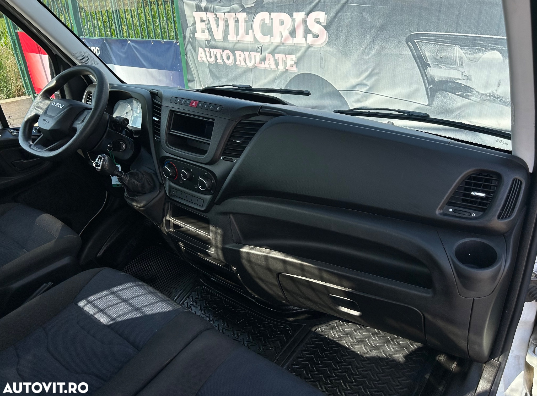 Iveco Daily 3.0 D Platforma 5 m AXA DUBLA SPATE - 17