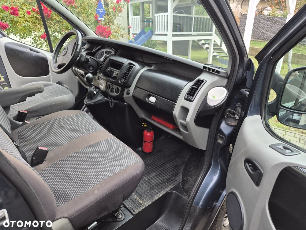 Opel Vivaro - 6