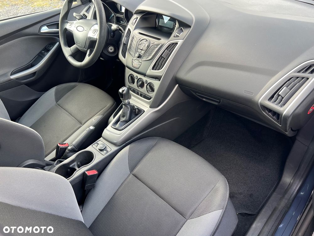 Ford Focus 1.0 EcoBoost Start-Stopp-System Champions Edition - 18