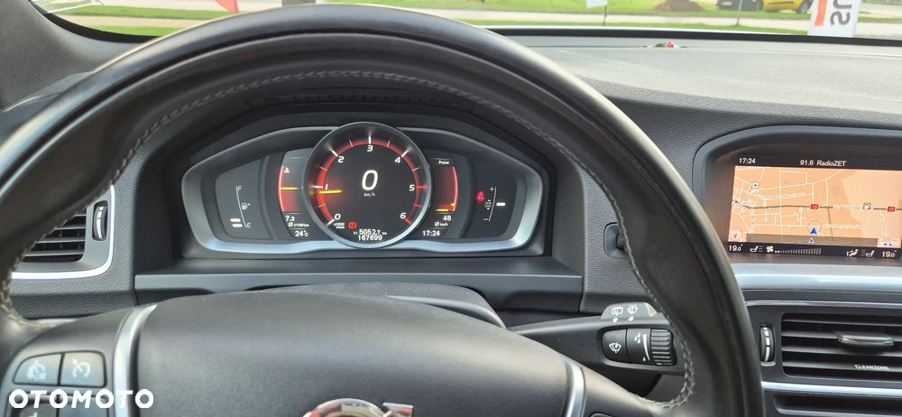 Volvo V60 D3 Momentum Core - 10