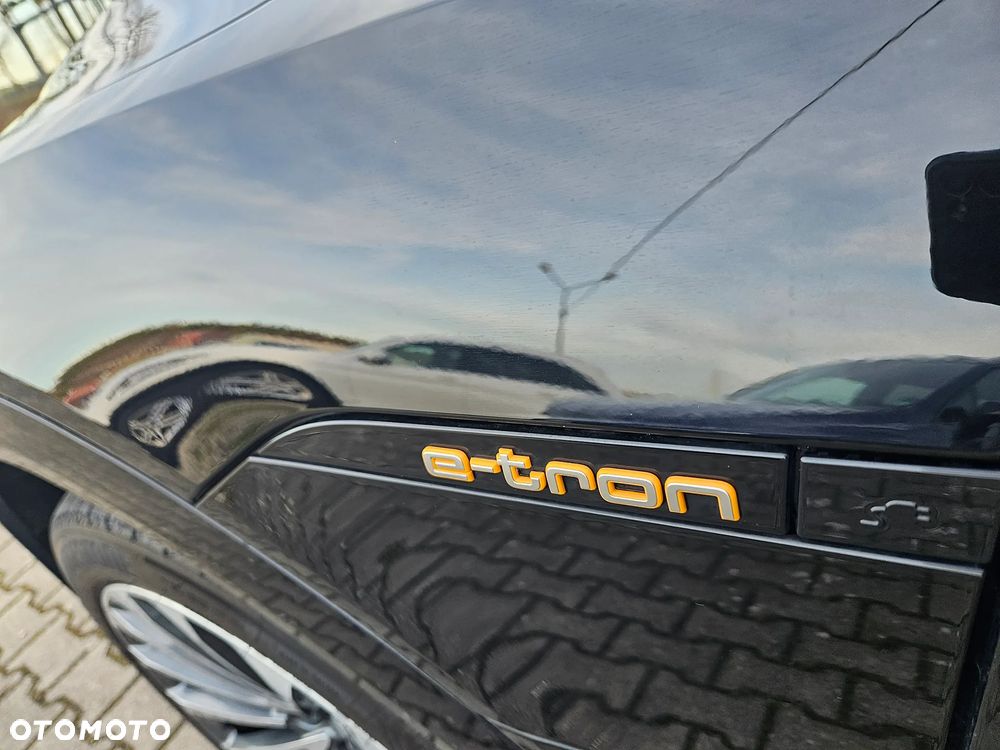 Audi e-tron 50 Quattro - 12
