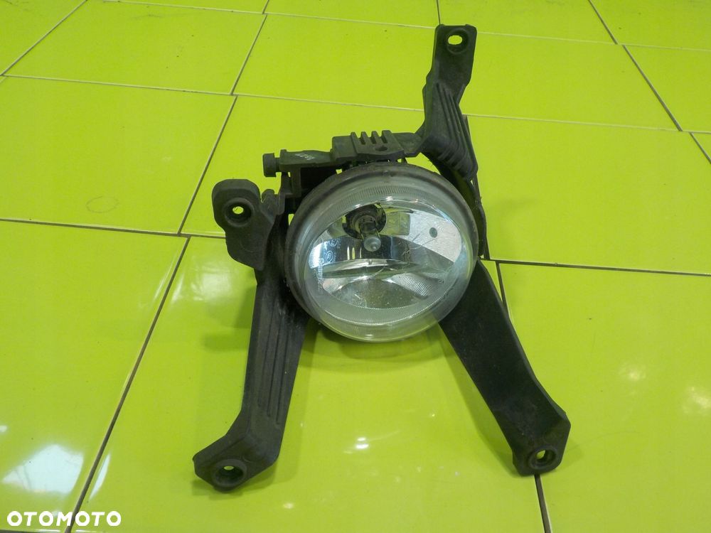 SSANGYONG RODIUS II TURISMO 2.0 B 14r halogen prawy - 16