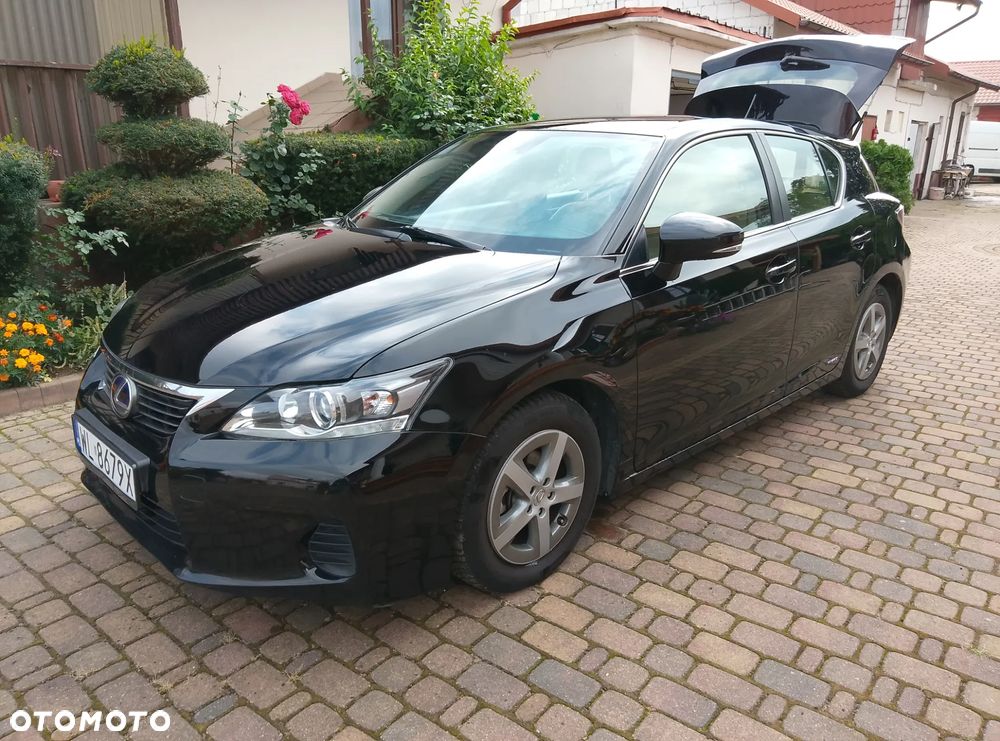 Lexus CT 200h Black - 10