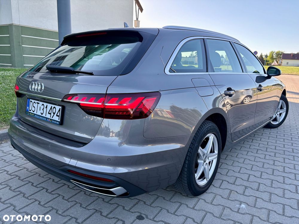 Audi A4 Avant 35 TFSI design - 3