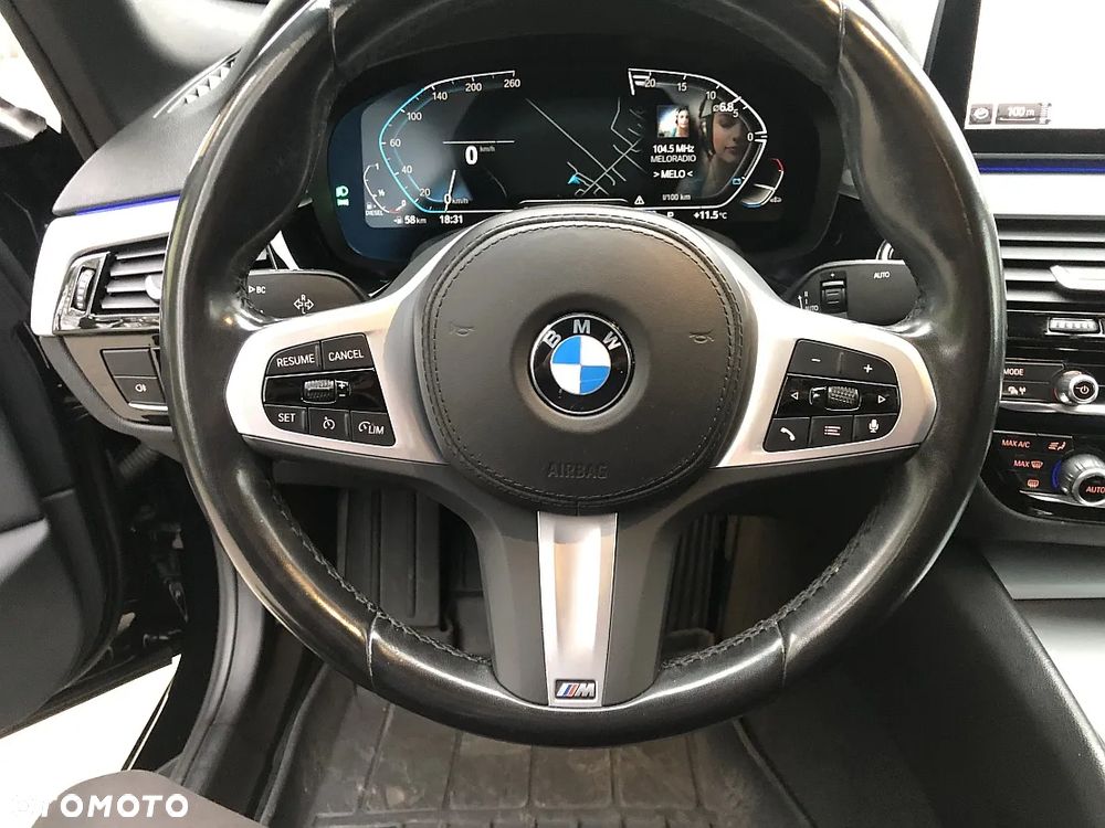 BMW Seria 5 518d mHEV Luxury Line sport - 25