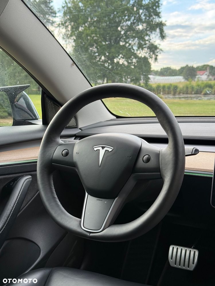 Tesla Model 3 - 20