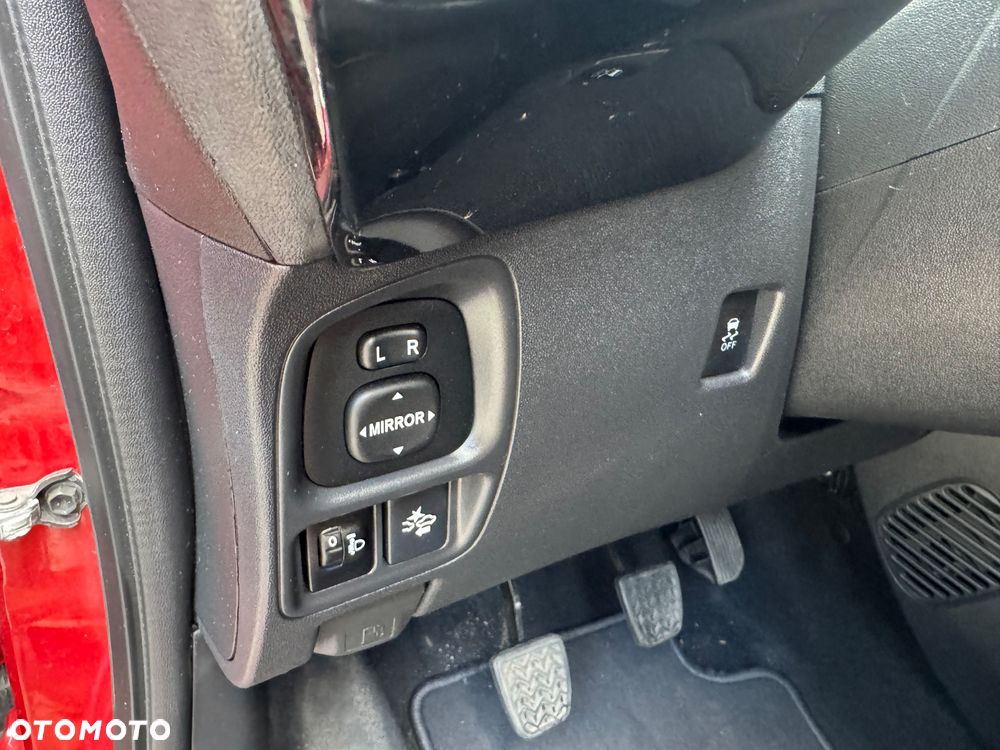 Toyota Aygo 1.0 VVT-i JBL Edition - 27