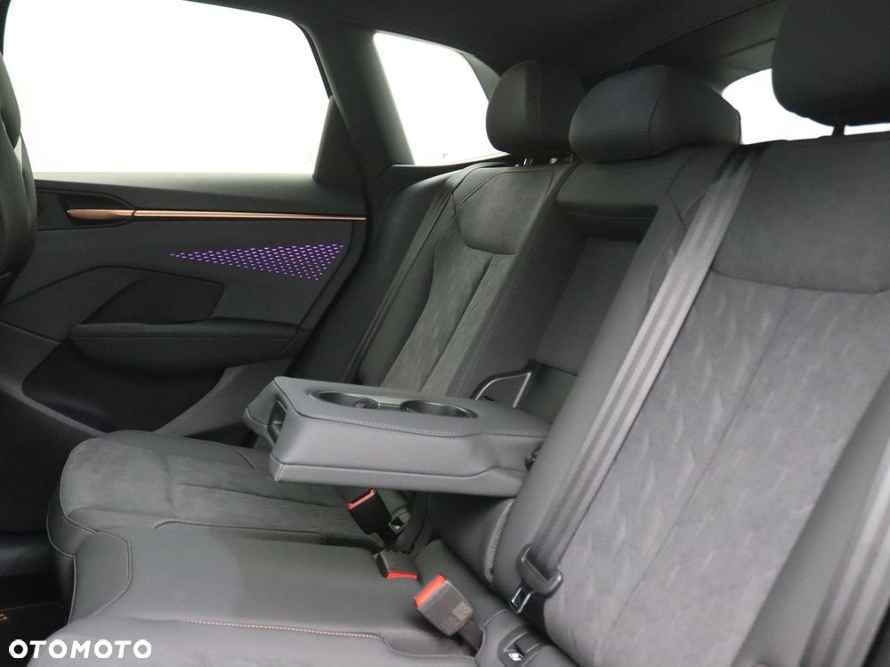 Cupra Terramar 1.5 e-Hybrid DSG VZ - 6