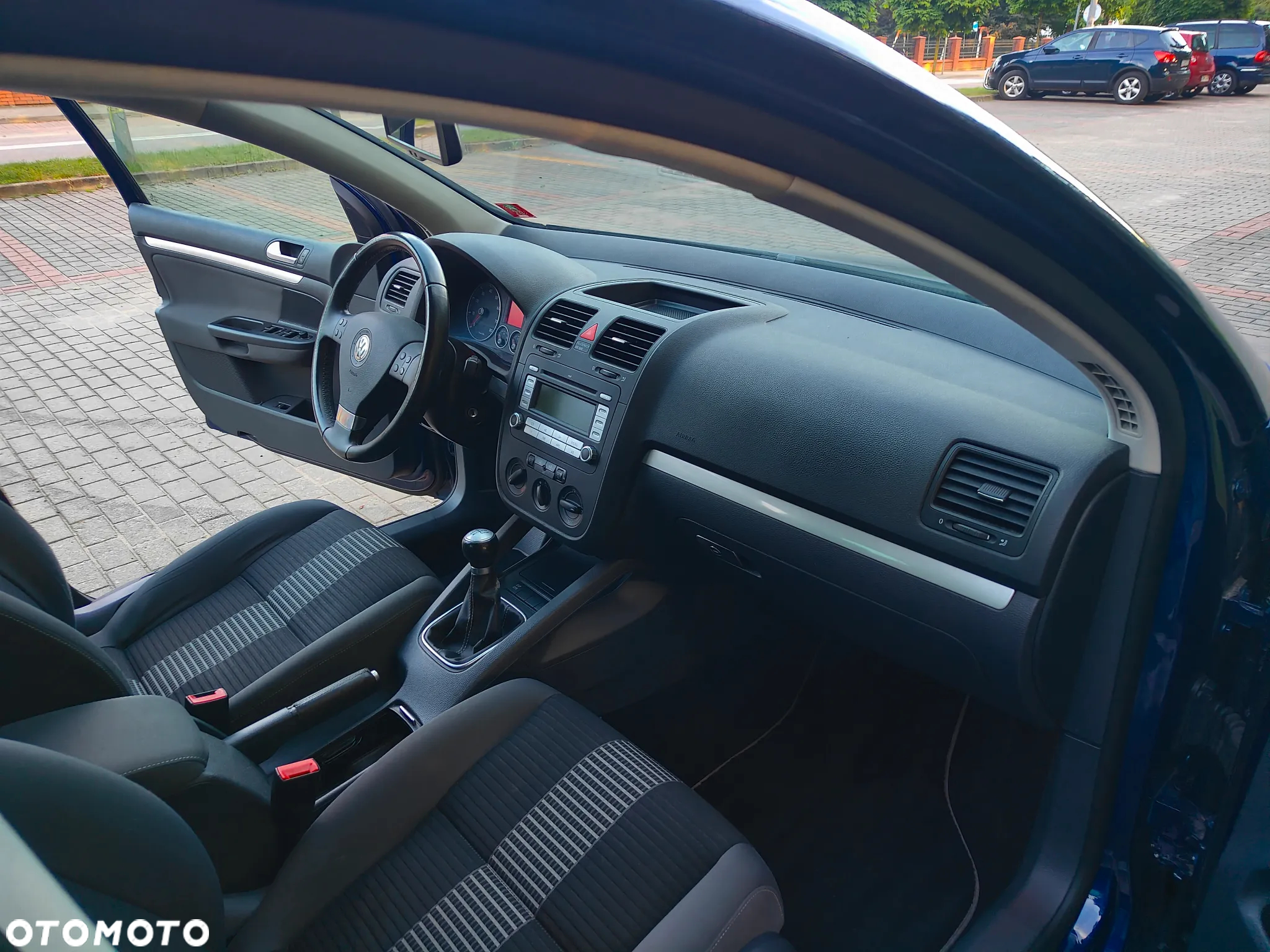 Volkswagen Golf 1.6 United - 17
