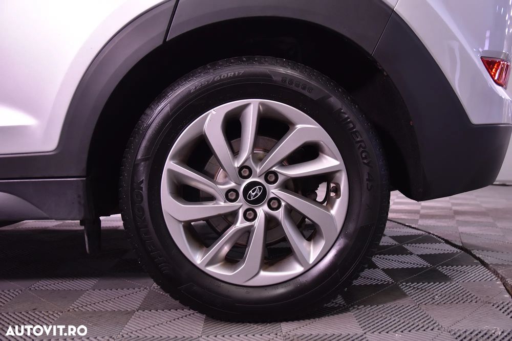 Hyundai Tucson - 13