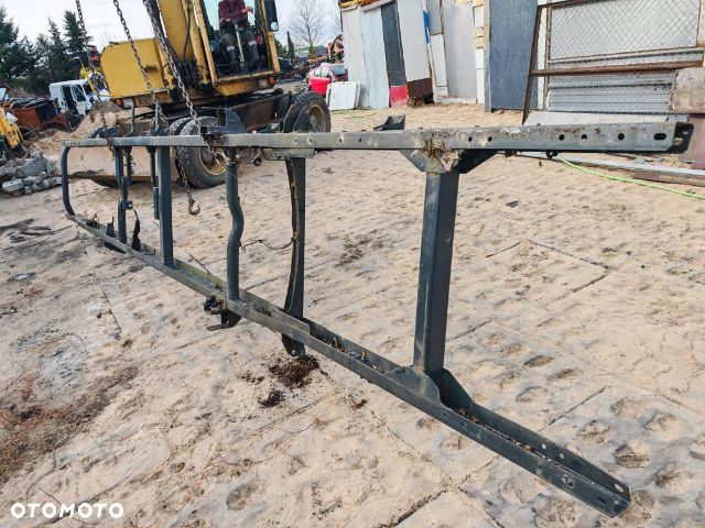 Iveco Daily 2015 r rama długa 620 cm - 1