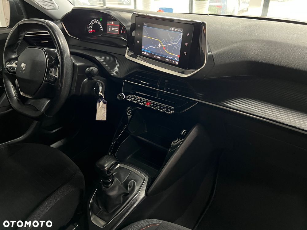Peugeot 2008 - 36