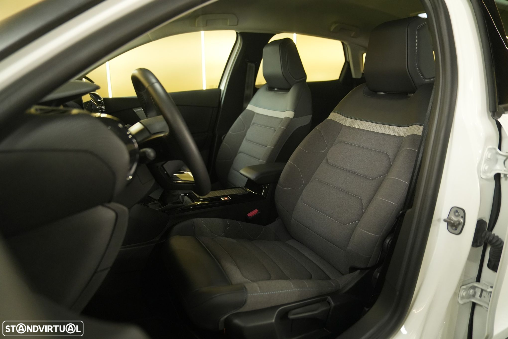 Citroën C4 1.2 PureTech Feel Pack - 32