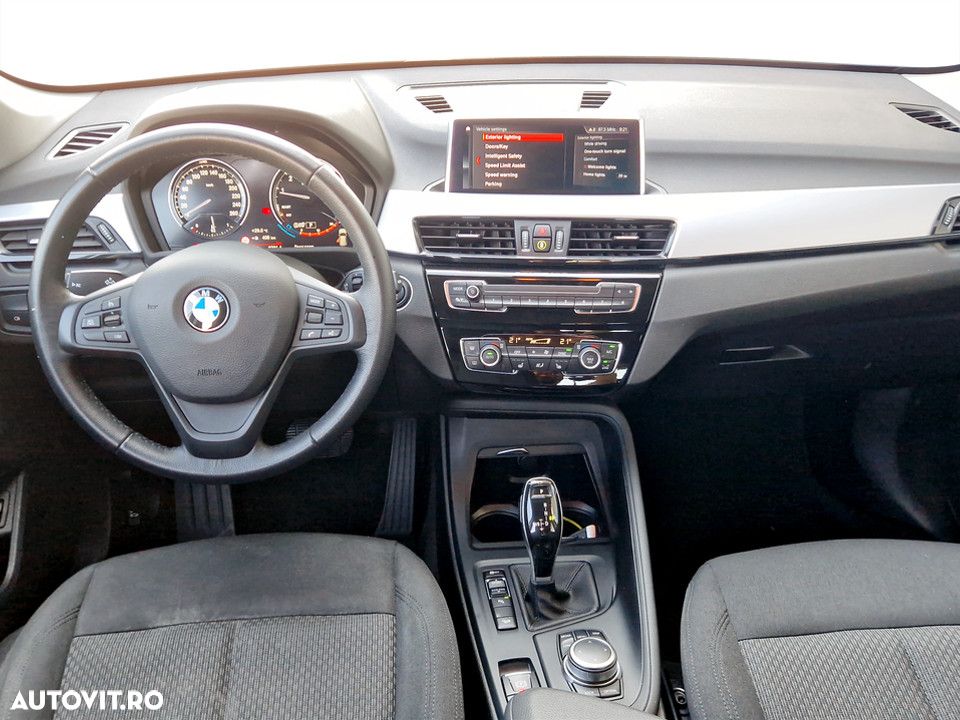 BMW X1 xDrive20i AT - 14
