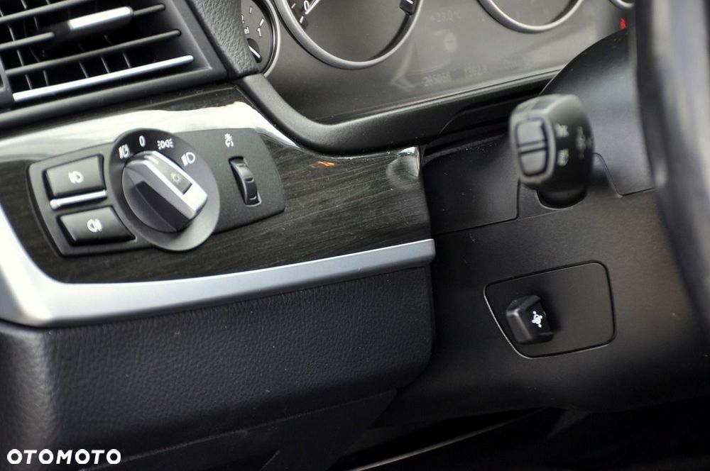 BMW Seria 5 - 36
