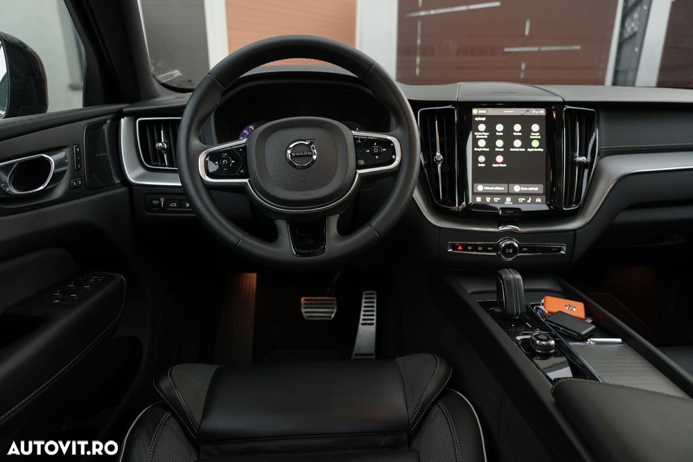 Volvo XC 60 T6 AWD Recharge Geartronic Inscription - 20