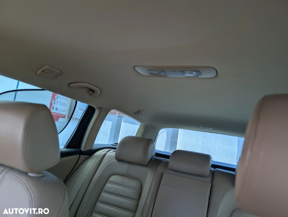 Volkswagen Passat 2.0 TDI DPF Highline - 5