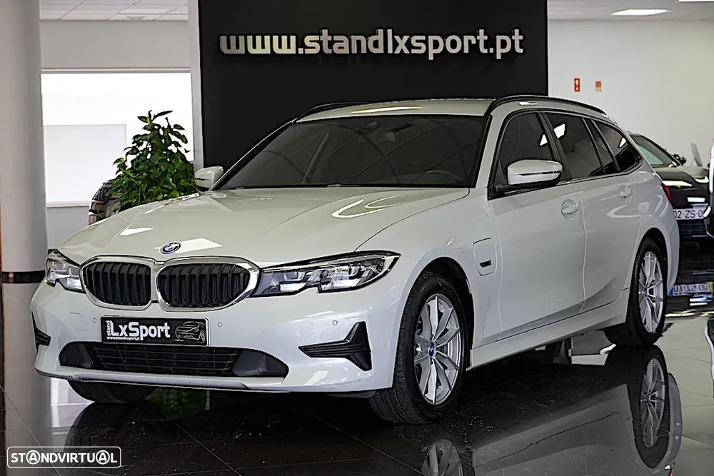 BMW 320 e Touring Corporate Edition Auto - 1