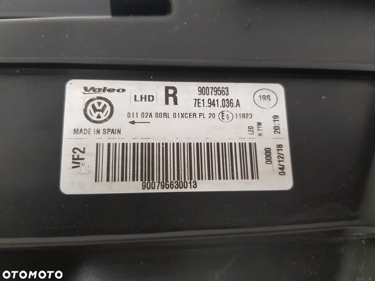 VW T6 MULTIVAN TRANSPORTER LAMPA PRAWA FULL LED REFLEKTOR 7E1941036A IDEALNY - 7