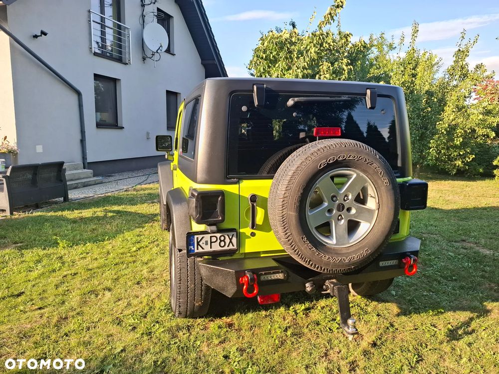Jeep Wrangler - 11