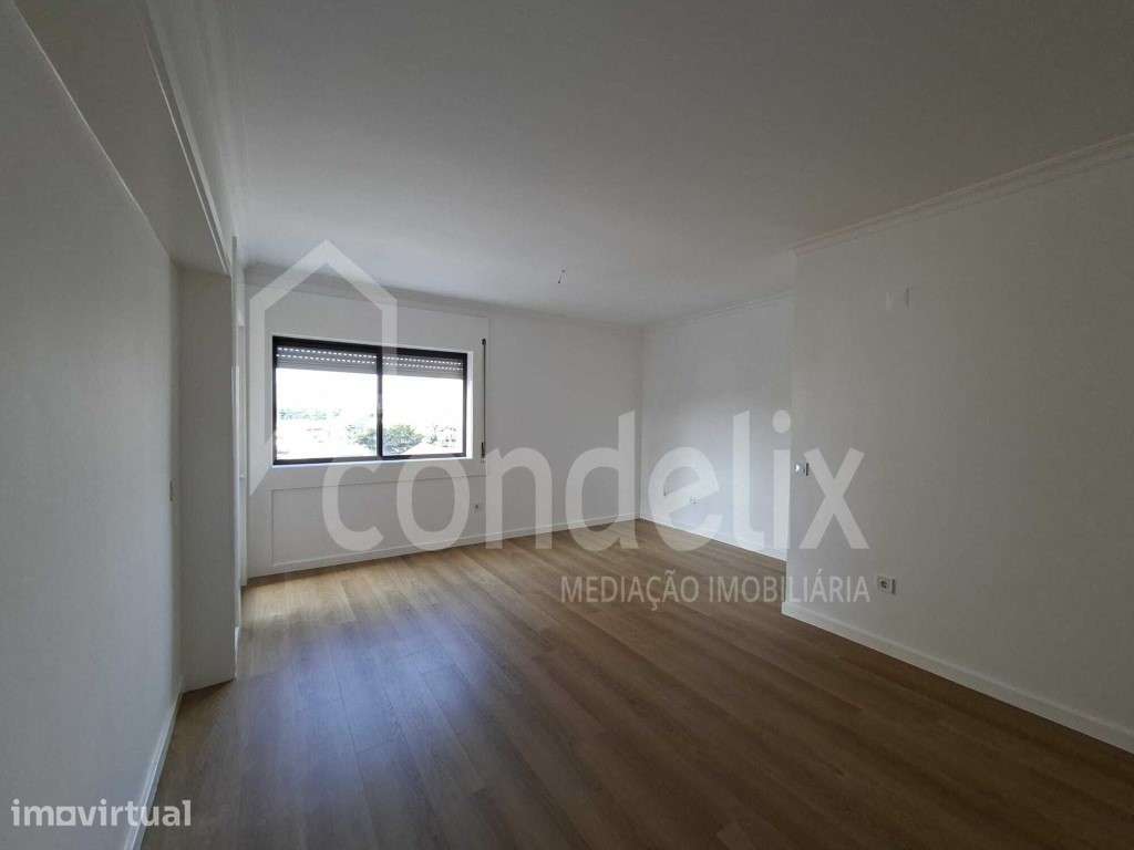 T2 totalmente remodelado em Rio Tinto, - Grande imagem: 3/17