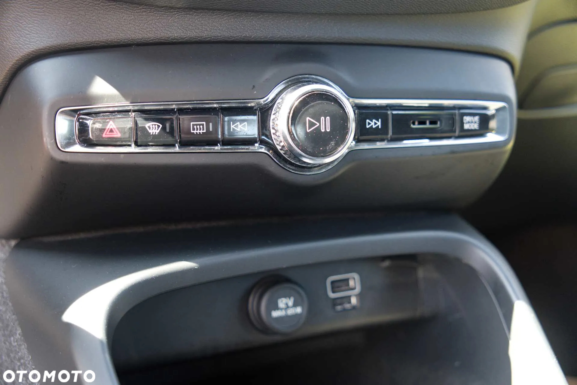 Volvo XC 40 T5 Plug-In Hybrid R-Design - 25