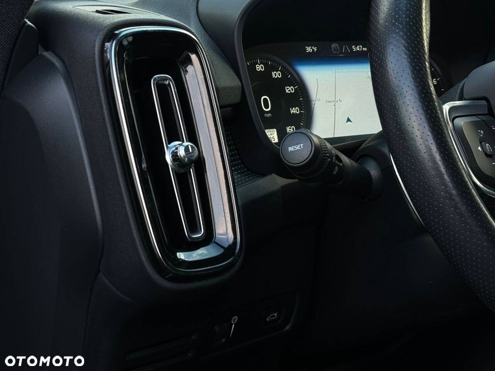 Volvo XC 40 T5 AWD R-Design - 25