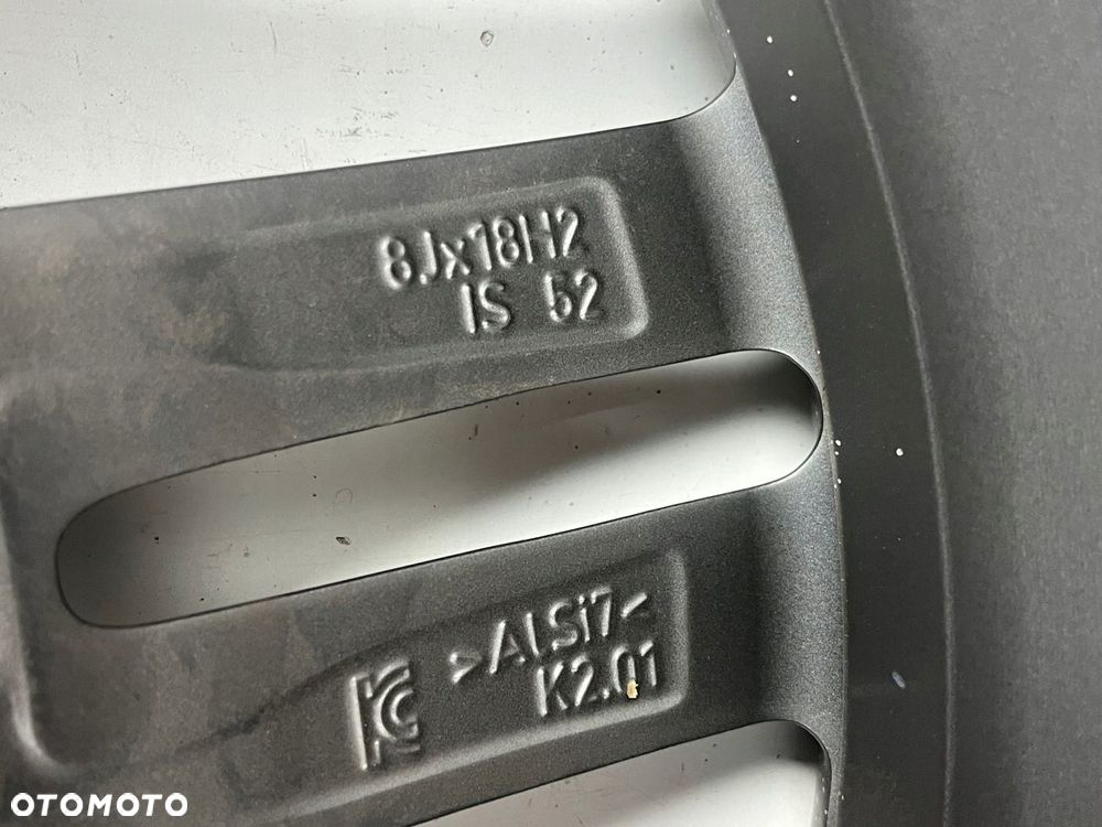 BMW 1 F20 F21 FELGA 8JX18 ET52 5X120 - 8