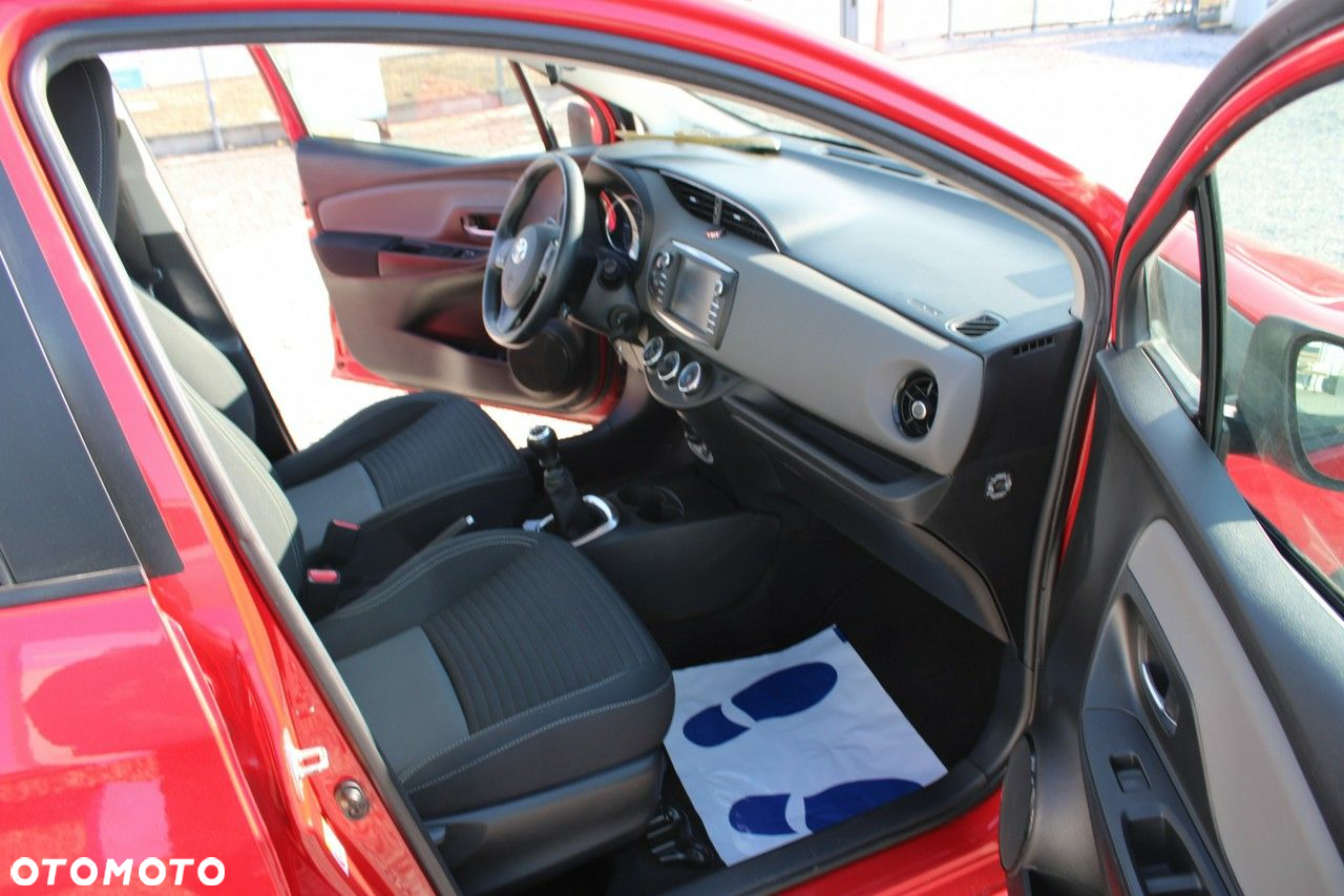 Toyota Yaris - 30