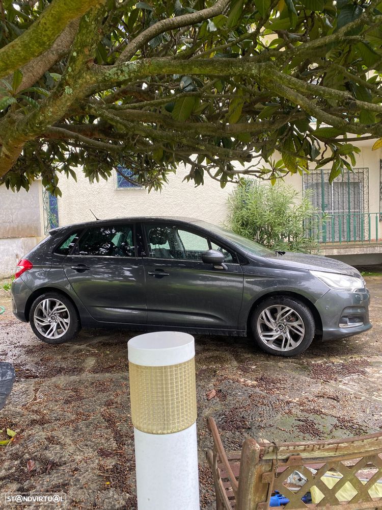 Citroën C4 1.6 e-HDi Exclusive CMP6 - 6