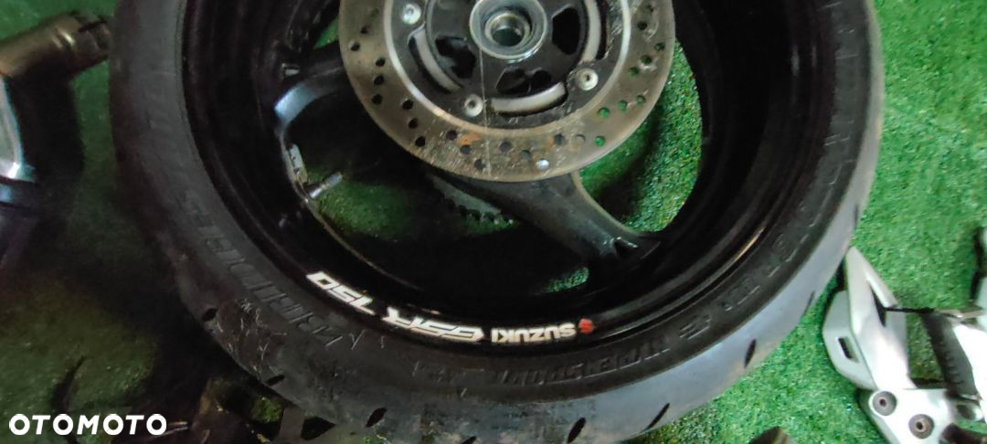 SUZUKI GSR 750 Stelaż felga dekiel set półka mocowanie tablicy tłumik - 16