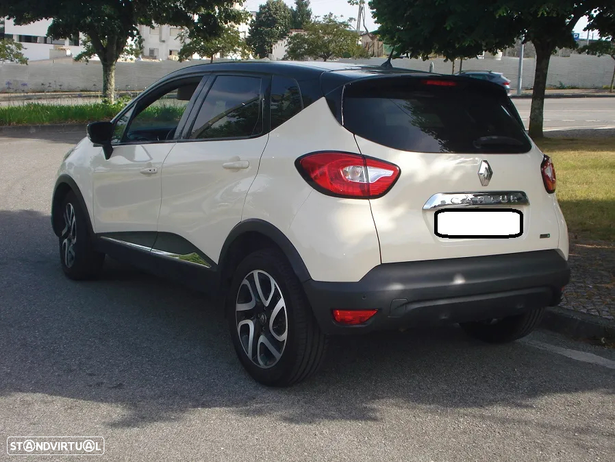 Renault Captur 1.5 dCi Exclusive - 19