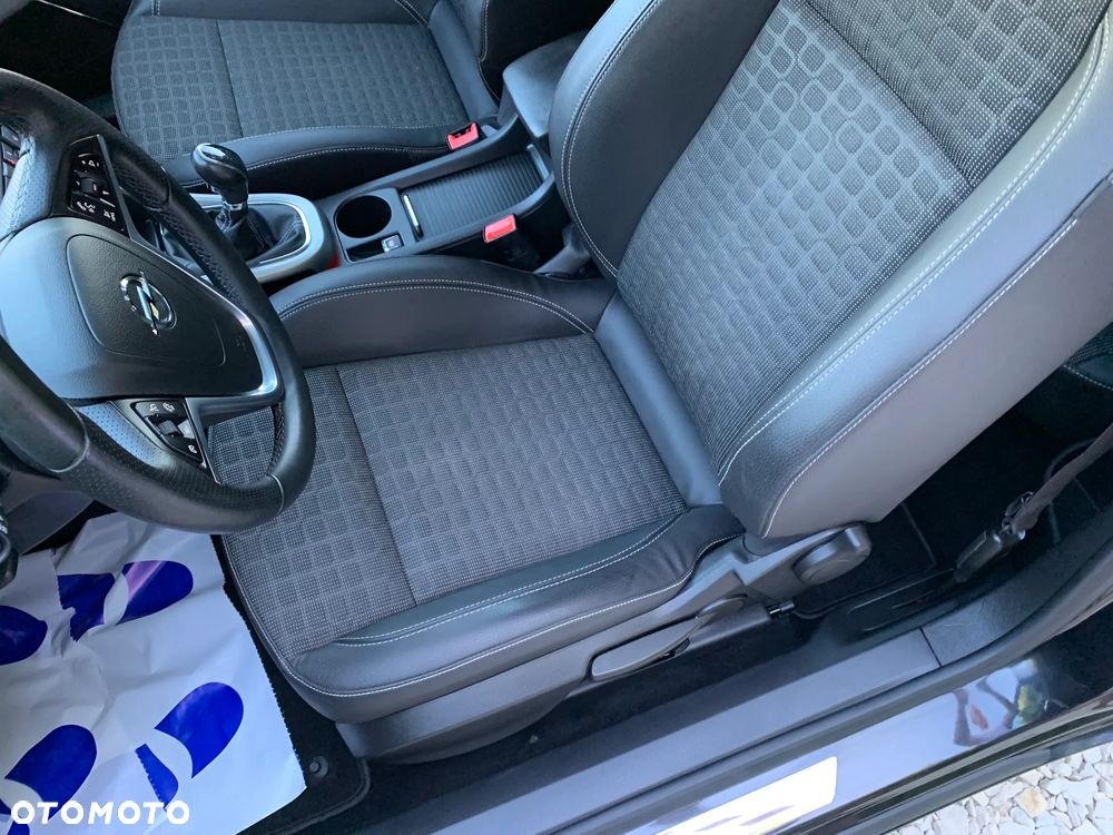 Opel Astra 1.4 Turbo Innovation - 24
