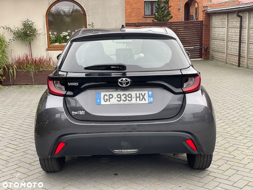 Toyota Yaris 1.5 Executive - 8