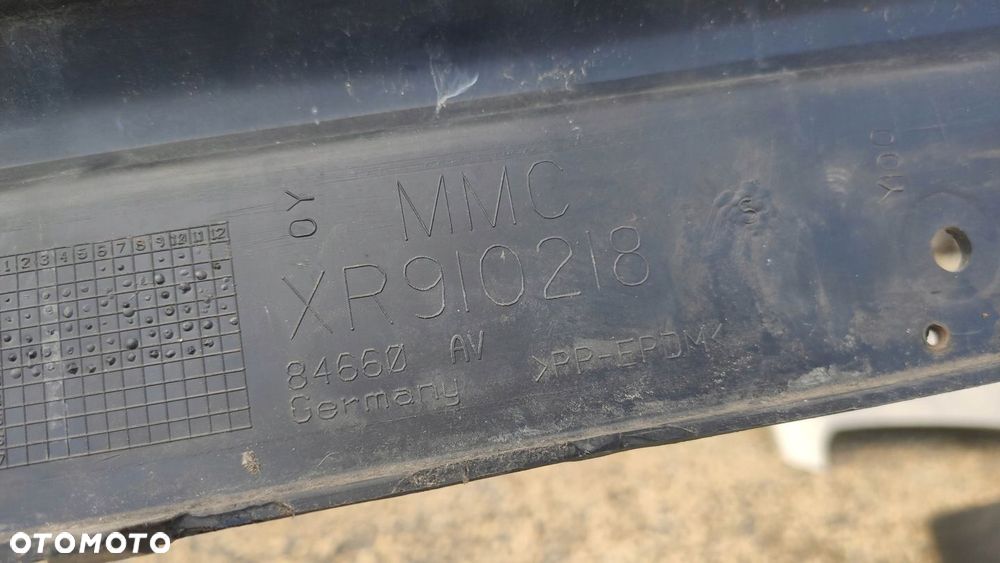 PD LISTWA ZDERZAKA PRZÓD MITSUBISHI CARISMA LIFT - 3