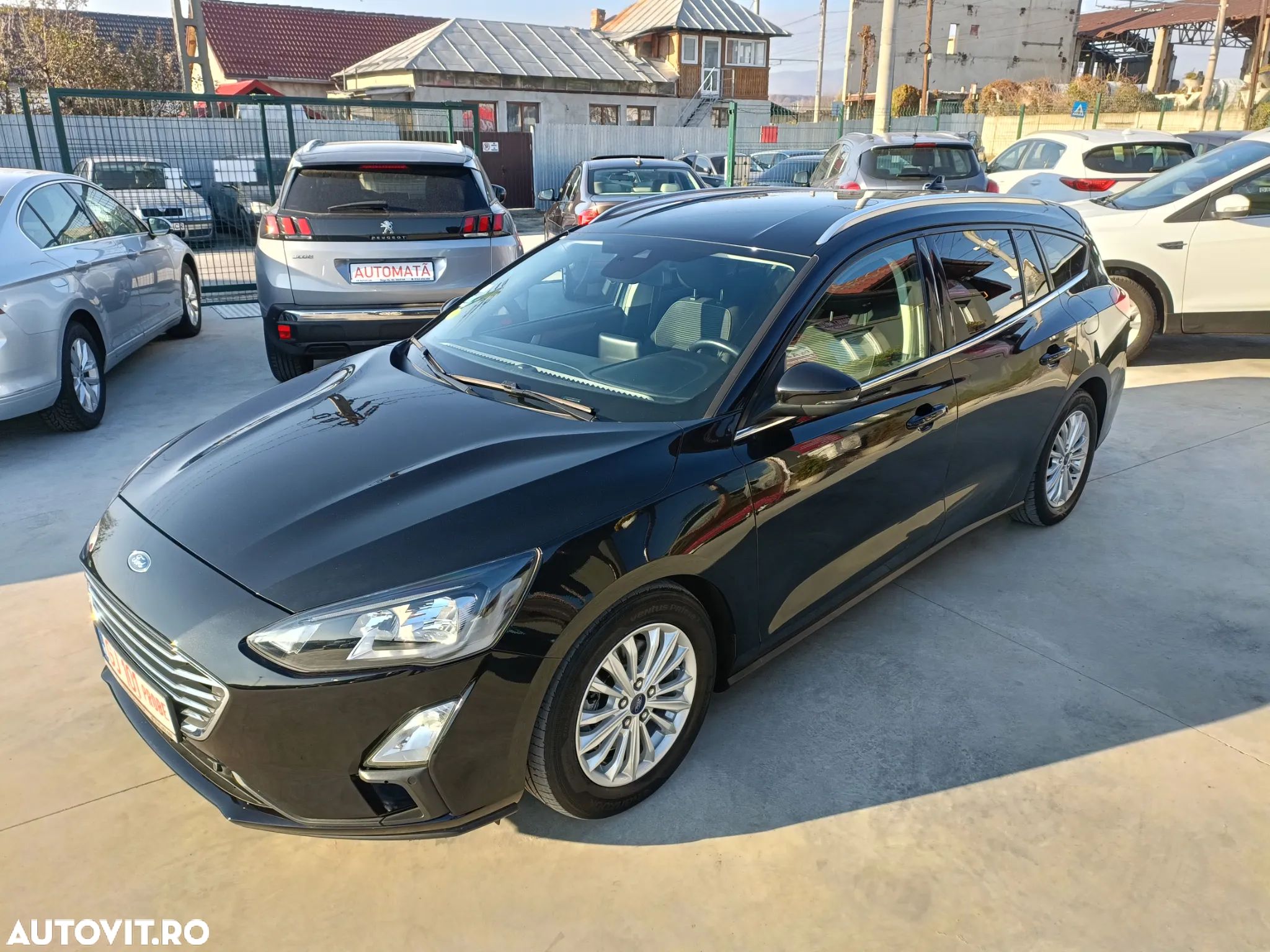 Ford Focus 1.5 EcoBlue Start-Stopp-System Aut. TITANIUM DESIGN - 1