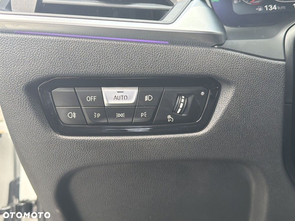 BMW Seria 3 - 23