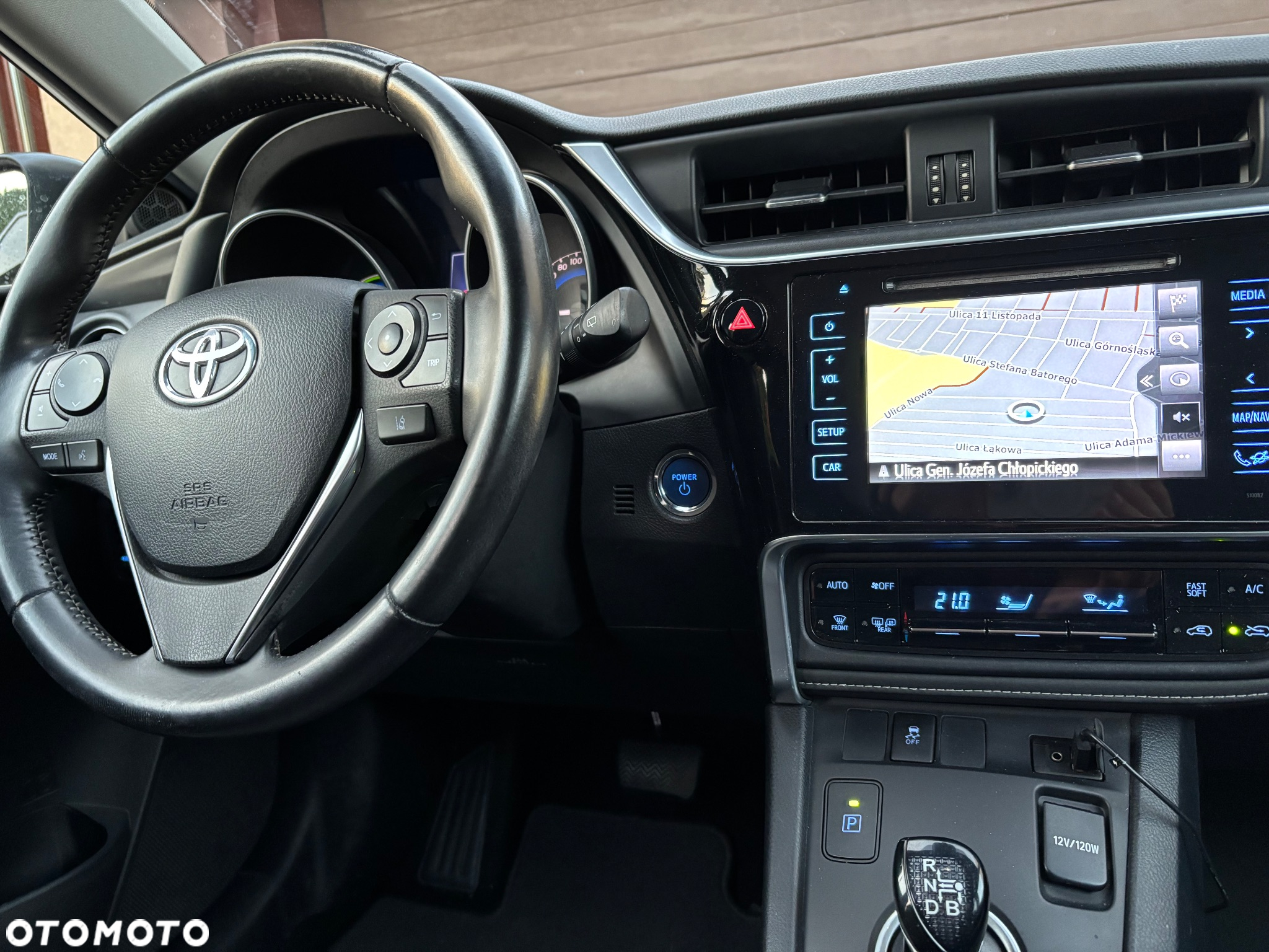 Toyota Auris Hybrid 135 Selection - 15
