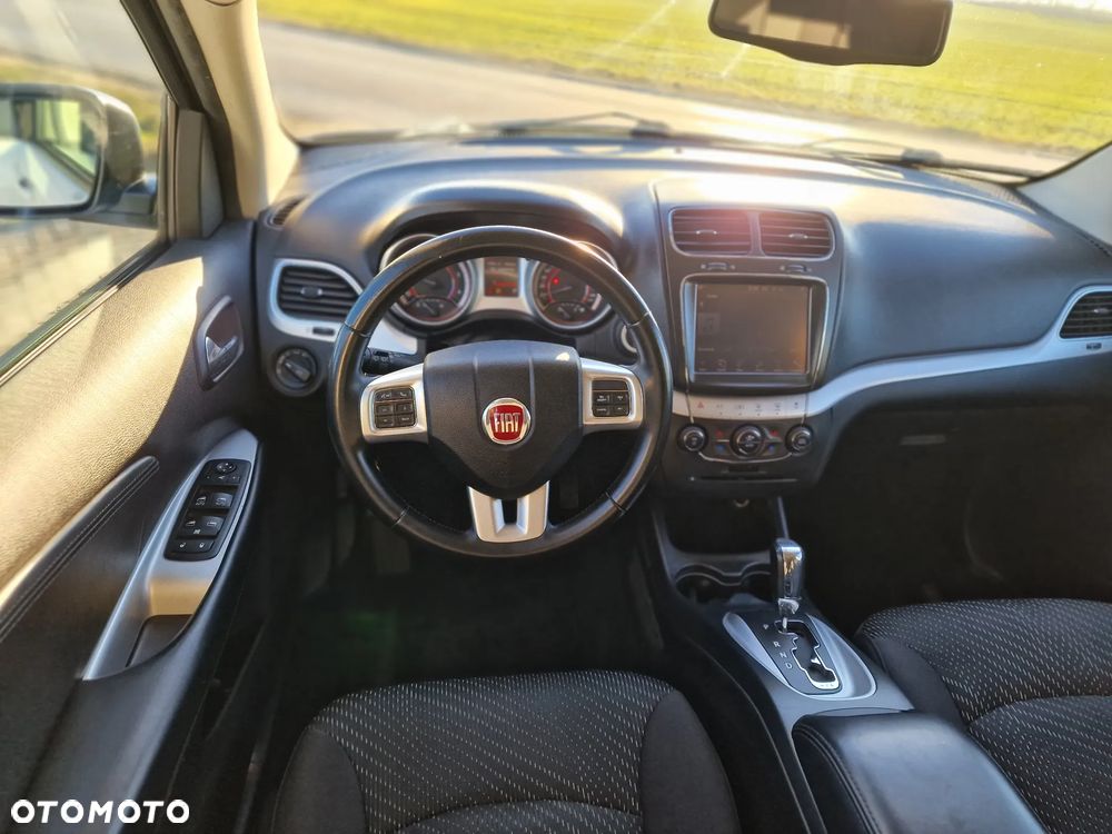 Fiat Freemont 2.0 Multijet Lounge AWD - 22
