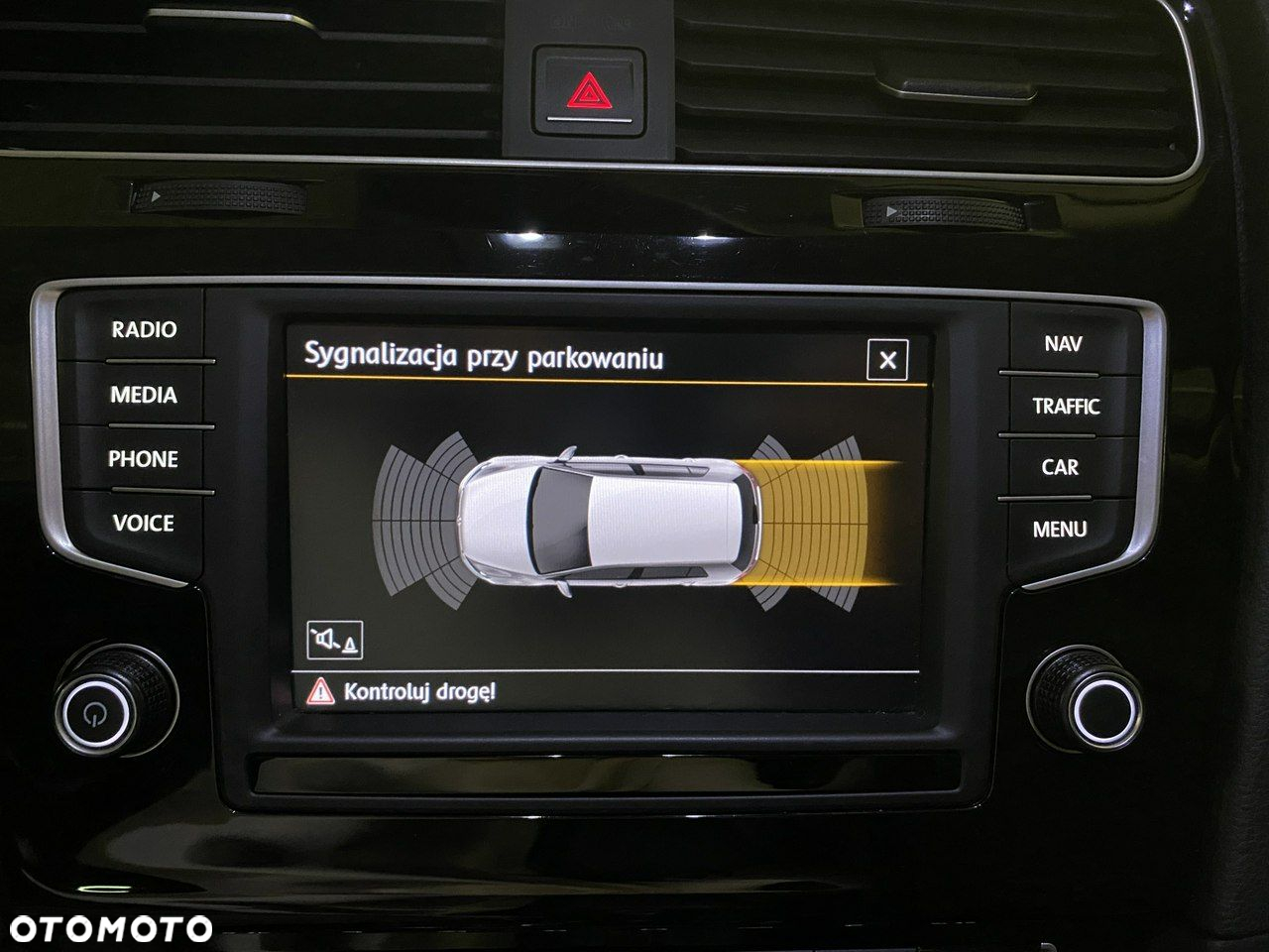 Volkswagen Golf - 21
