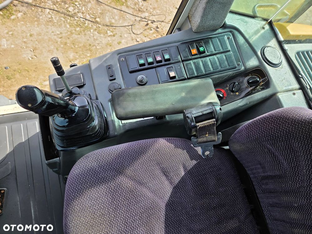 Liebherr L506 STEREO / ŁYŻKA / WIDŁY / SZYBKOZŁĄCZE / SPROWADZONA Z NIEMIEC - 14