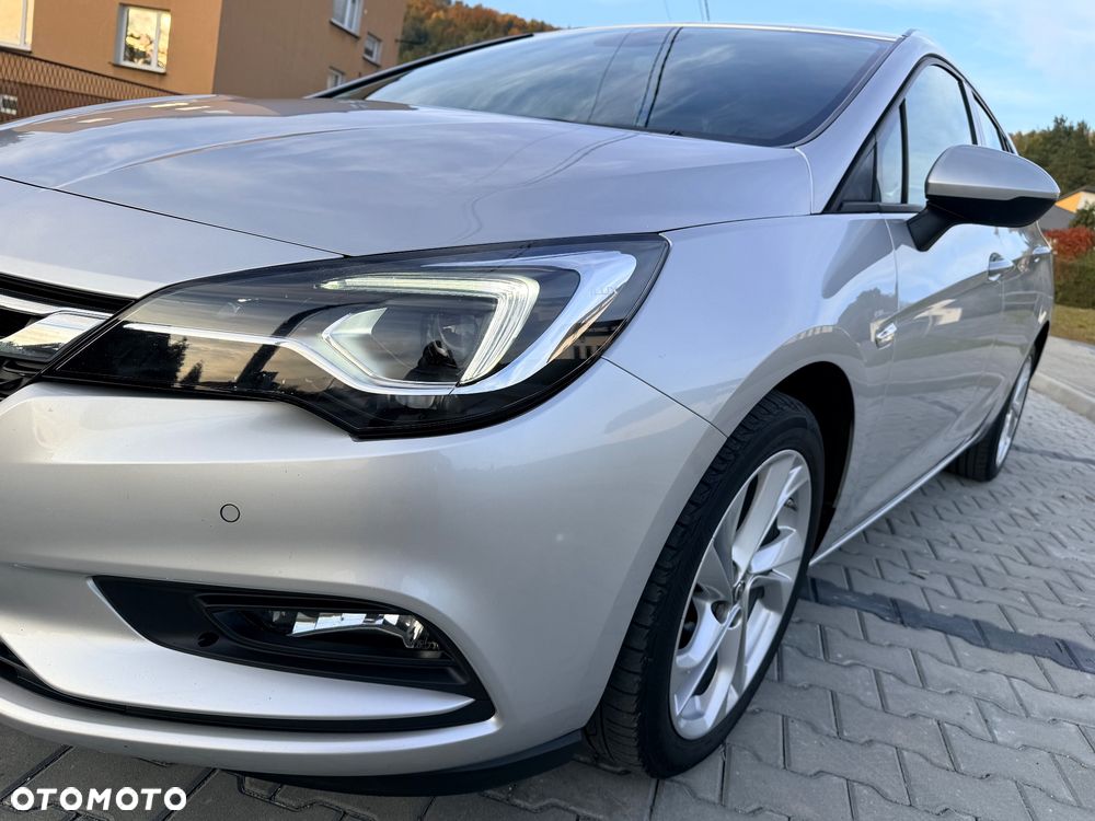 Opel Astra 1.4 T Dynamic - 18