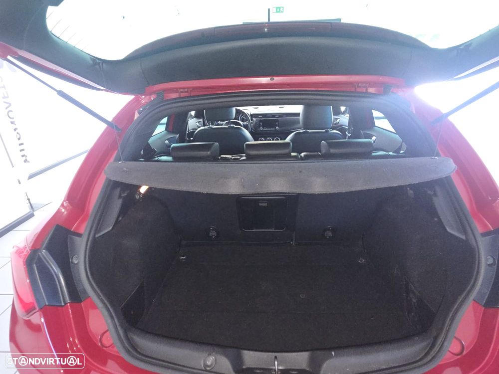 Alfa Romeo Giulietta 2.0 JTDM Distinctive - 19