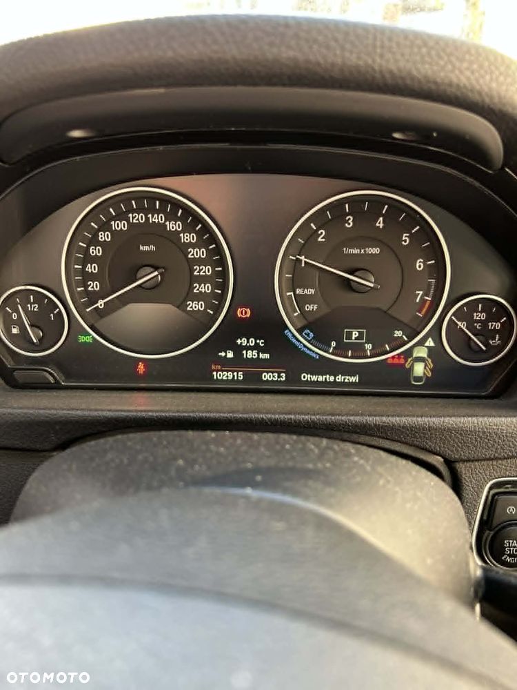 BMW Seria 3 320i xDrive - 7